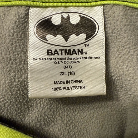 DC Comics Batman hoodie pullover neon green & gray Side pockets Boys size 2XL 18 - Picture 7 of 8
